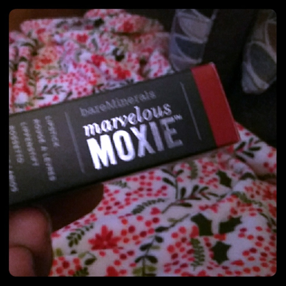 Bare Mineral Marvelous Moxie Lipstick 💄